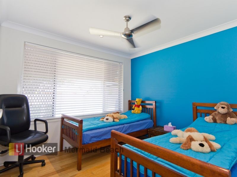 14 Caprice Court, Mermaid Waters QLD 4218