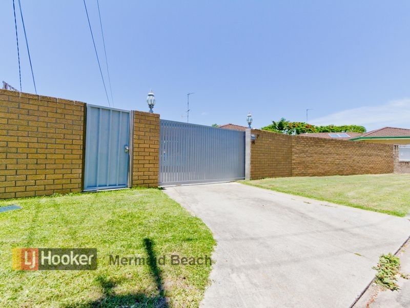 14 Caprice Court, Mermaid Waters QLD 4218