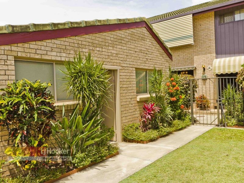 4/7 Aquila Court, Mermaid Waters QLD 4218