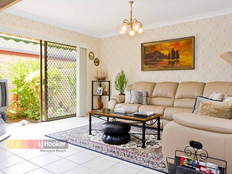 4/7 Aquila Court, Mermaid Waters QLD 4218