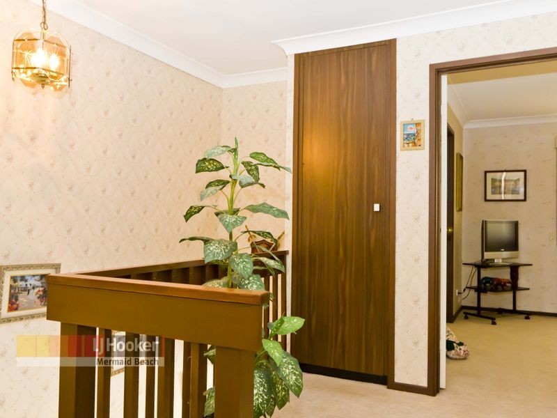 4/7 Aquila Court, Mermaid Waters QLD 4218