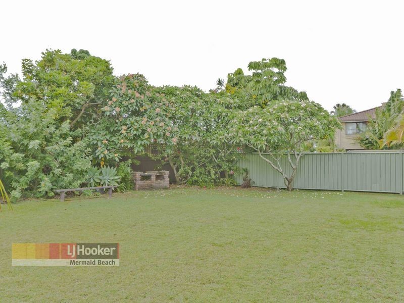 4/7 Aquila Court, Mermaid Waters QLD 4218