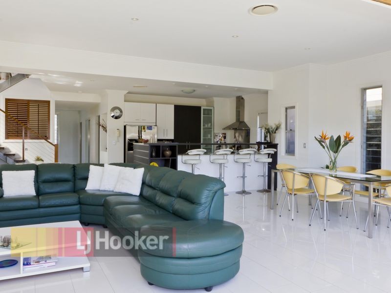 47 Lakelands Drive, Merrimac QLD 4226