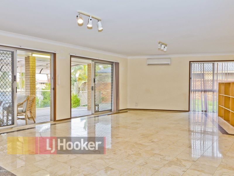 26 Rumrunner Street, Mermaid Waters QLD 4218