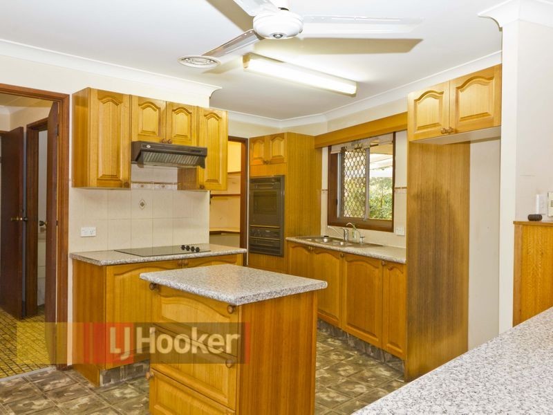 26 Rumrunner Street, Mermaid Waters QLD 4218