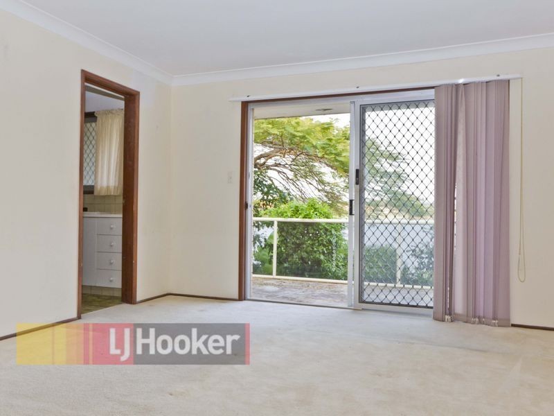 26 Rumrunner Street, Mermaid Waters QLD 4218