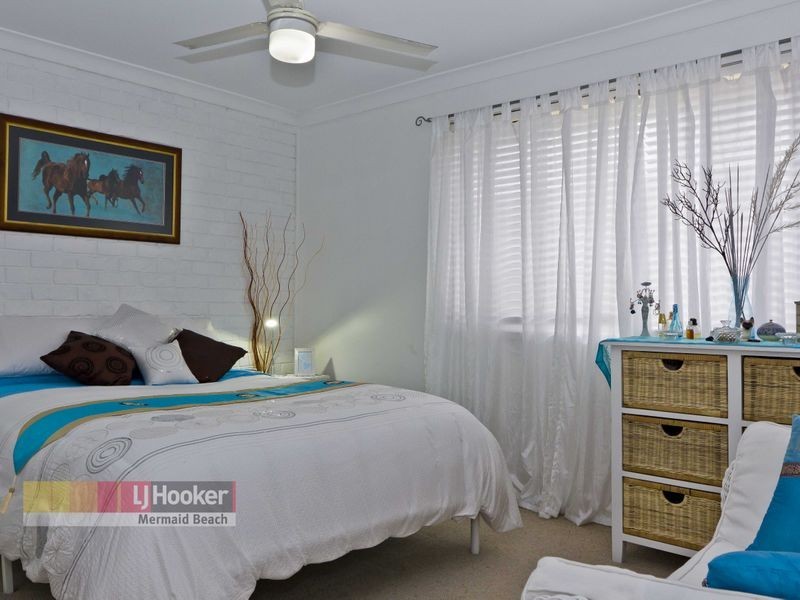 1/2218 Gold Coast Highway, Mermaid Beach QLD 4218