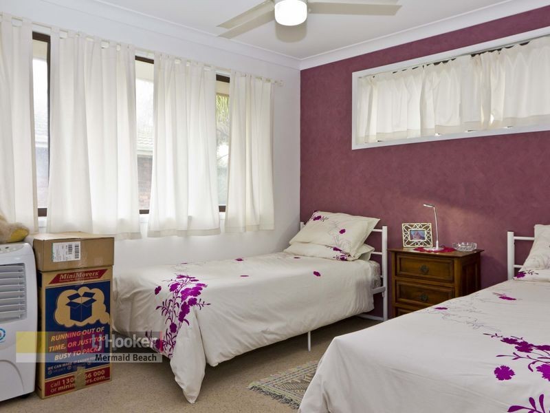 1/2218 Gold Coast Highway, Mermaid Beach QLD 4218