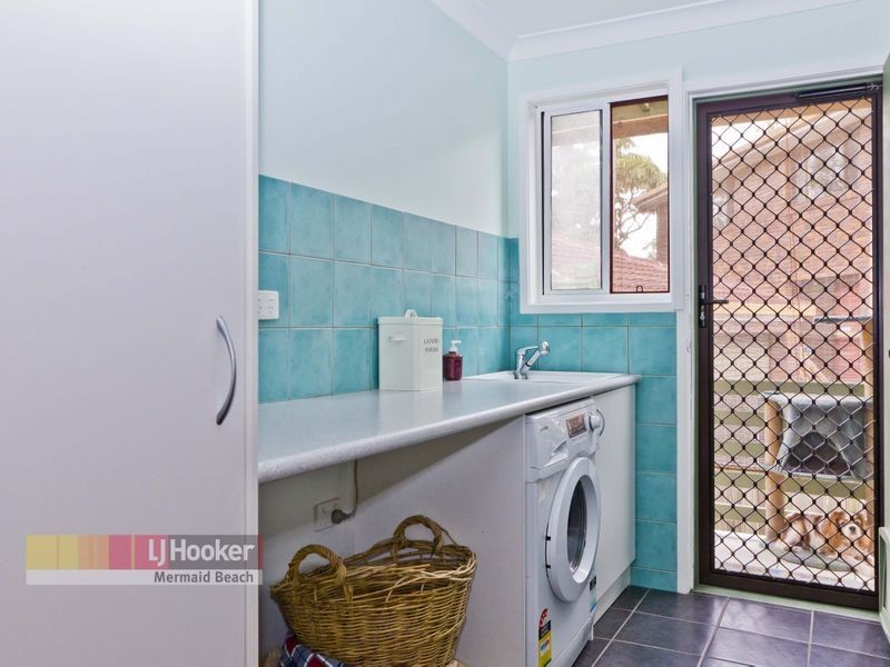 1/2218 Gold Coast Highway, Mermaid Beach QLD 4218