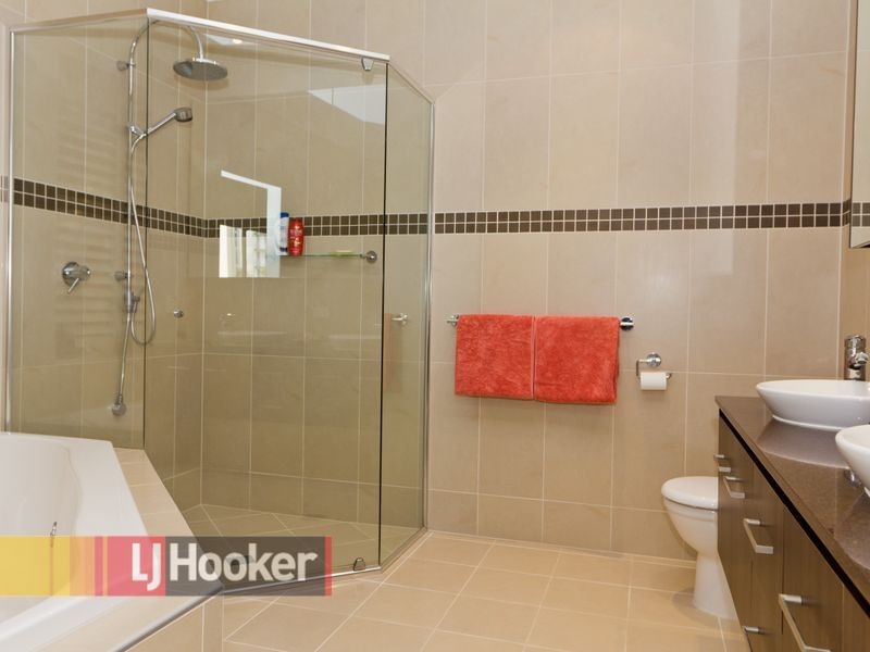 60 Nicklaus Court, Merrimac QLD 4226