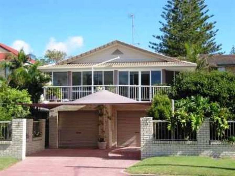 2/23 Francis Street, Mermaid Beach QLD 4218