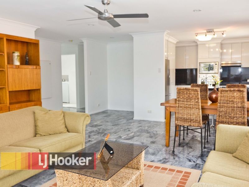 2/23 Francis Street, Mermaid Beach QLD 4218