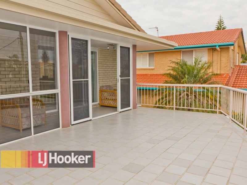 2/23 Francis Street, Mermaid Beach QLD 4218