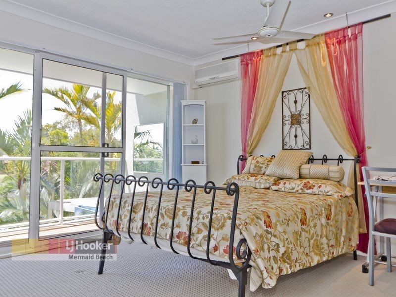 63/300 Cottesloe Drive, Mermaid Waters QLD 4218