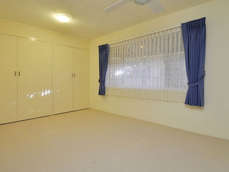 1/26 Francis Street, Mermaid Beach QLD 4218