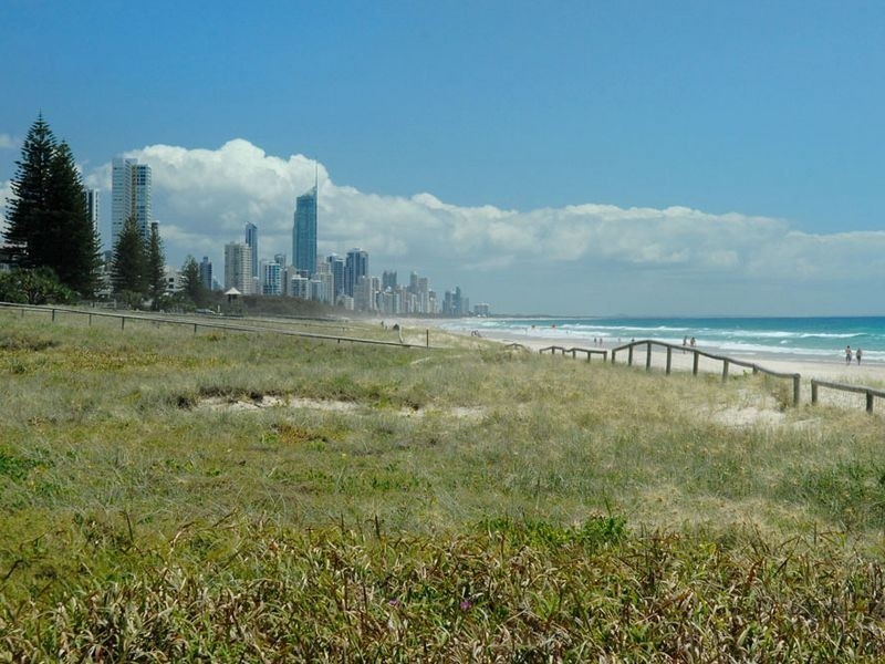 1/26 Francis Street, Mermaid Beach QLD 4218