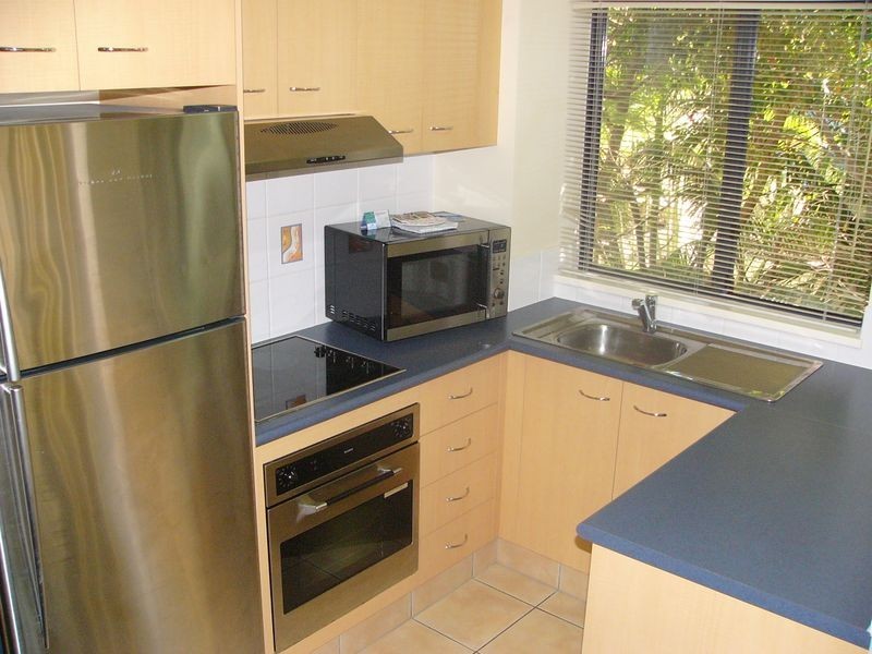 288/2360 Gold Coast Highway, Mermaid Beach QLD 4218