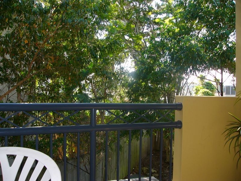 288/2360 Gold Coast Highway, Mermaid Beach QLD 4218