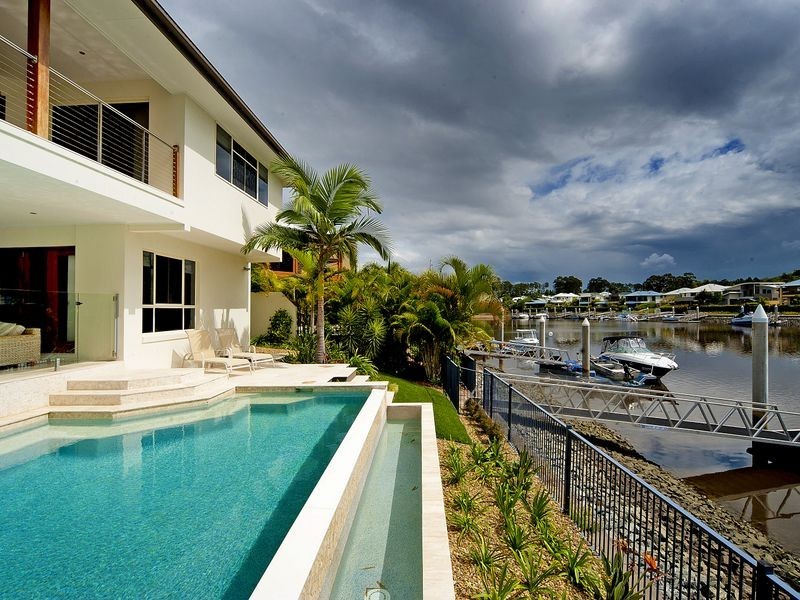 24 Buccaneer Way, Coomera Waters QLD 4209