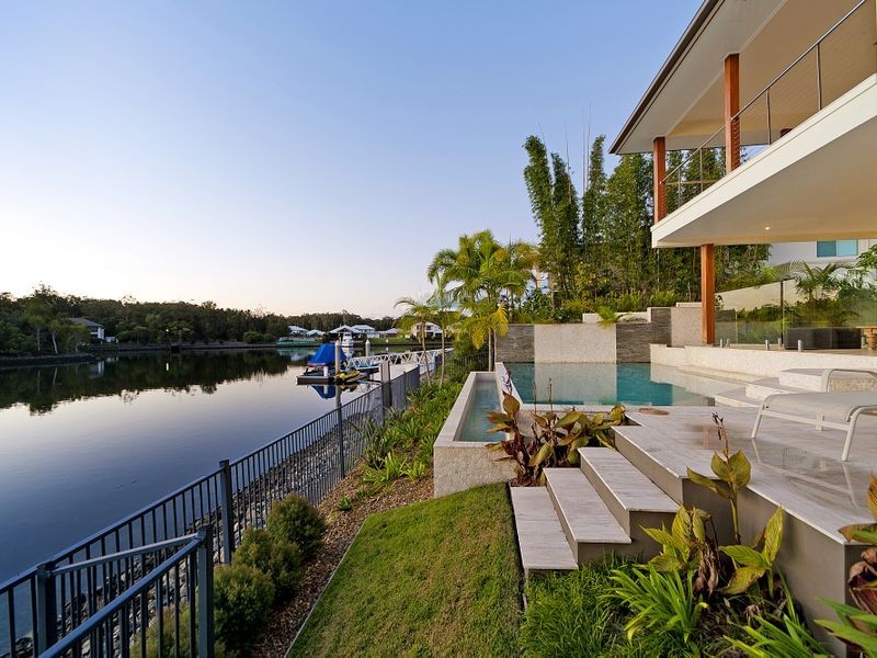 24 Buccaneer Way, Coomera Waters QLD 4209