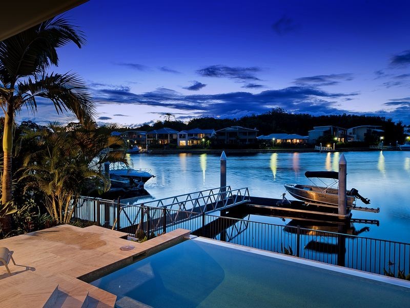 24 Buccaneer Way, Coomera Waters QLD 4209