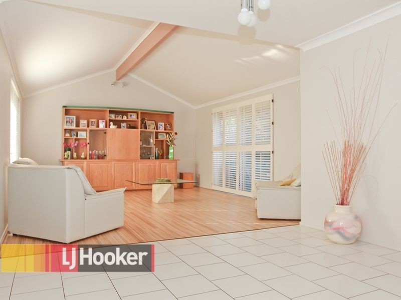 6 Carnoustie Court, Robina QLD 4226