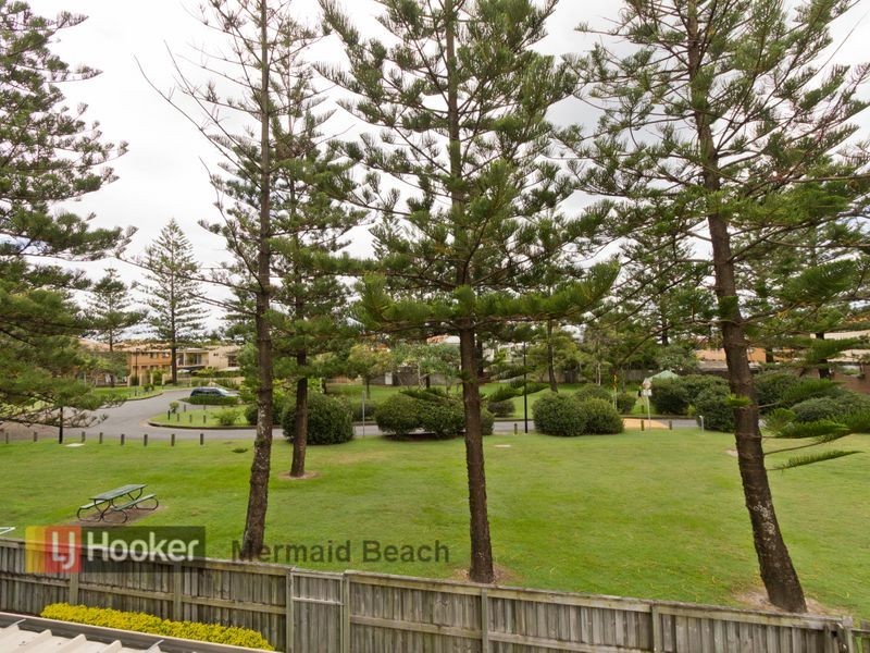 4/19 Montana Road, Mermaid Beach QLD 4218