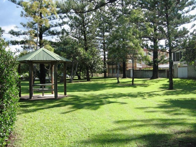 4/19 Montana Road, Mermaid Beach QLD 4218
