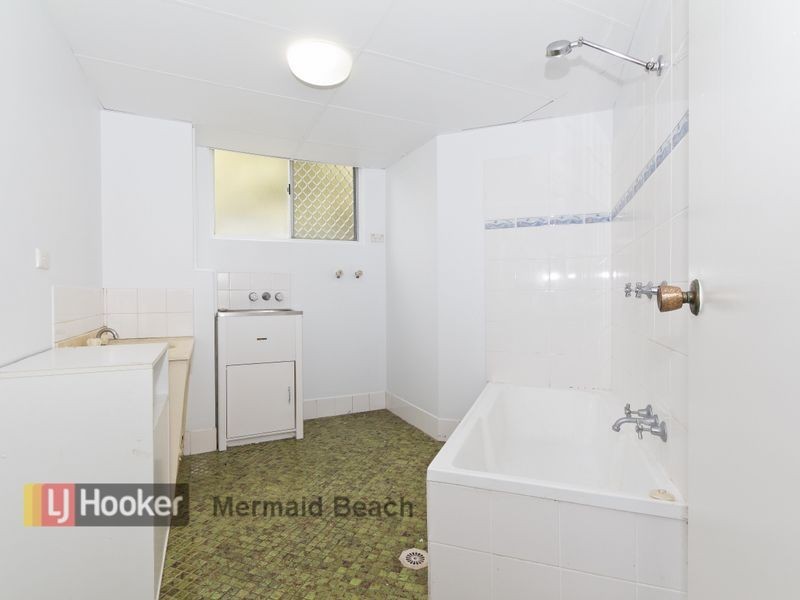 1/116 Petrel Avenue, Mermaid Beach QLD 4218