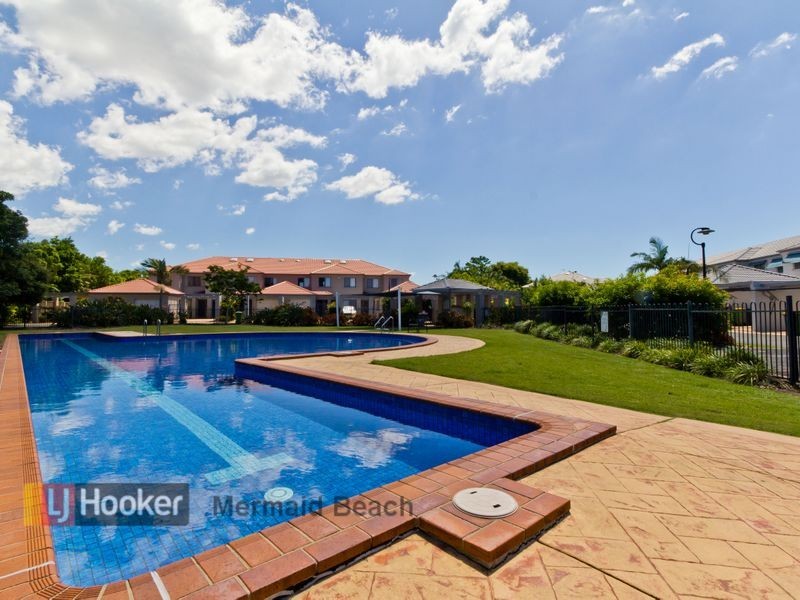 20/1 Bronberg Court, Southport QLD 4215