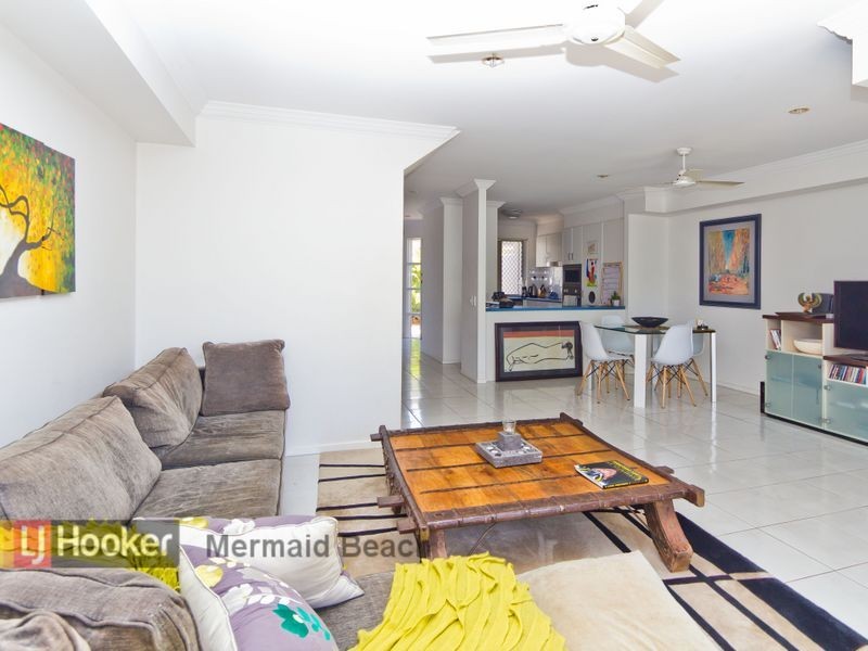20/1 Bronberg Court, Southport QLD 4215