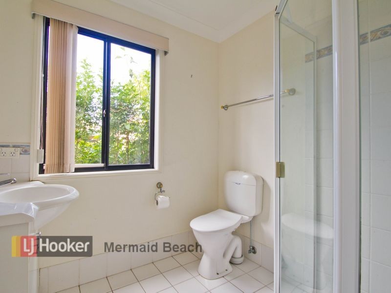 40 Karbunya Street, Mermaid Waters QLD 4218