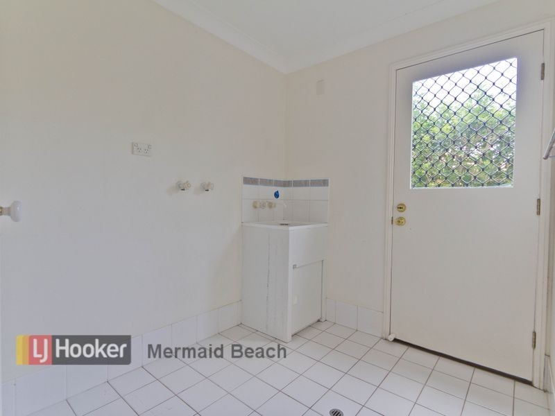 40 Karbunya Street, Mermaid Waters QLD 4218