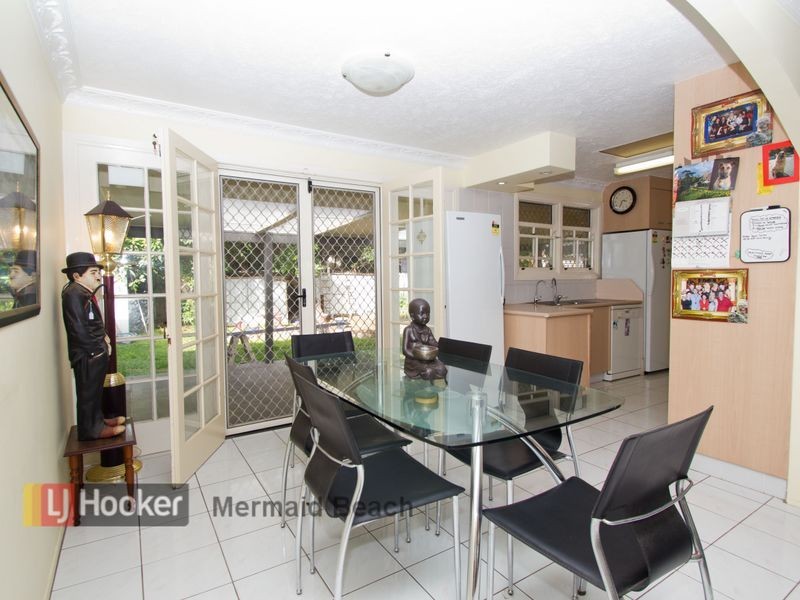 7 Dame Patti Avenue, Mermaid Waters QLD 4218