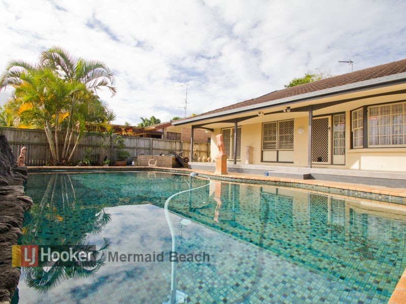 7 Dame Patti Avenue, Mermaid Waters QLD 4218