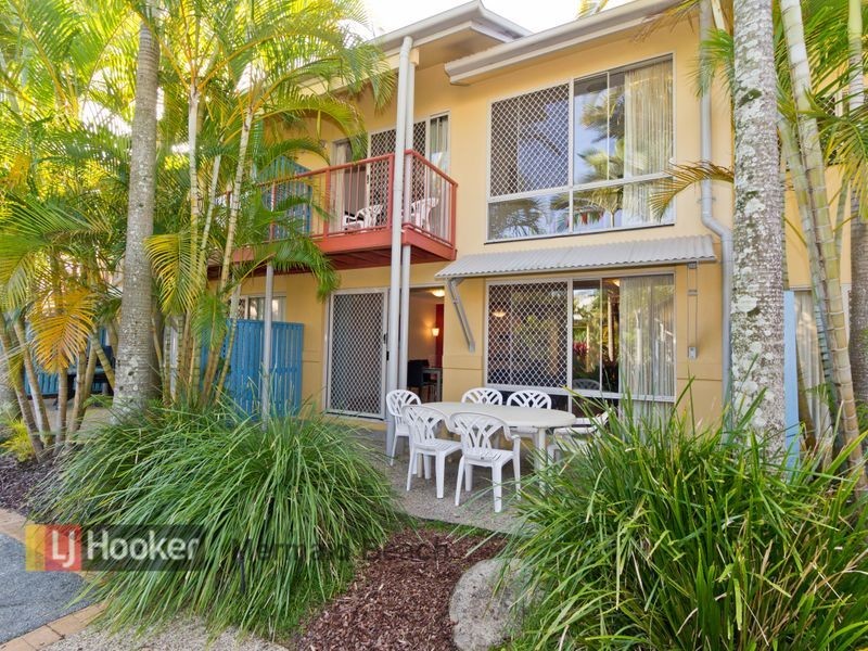 74/2320 Gold Coast Highway, Mermaid Beach QLD 4218