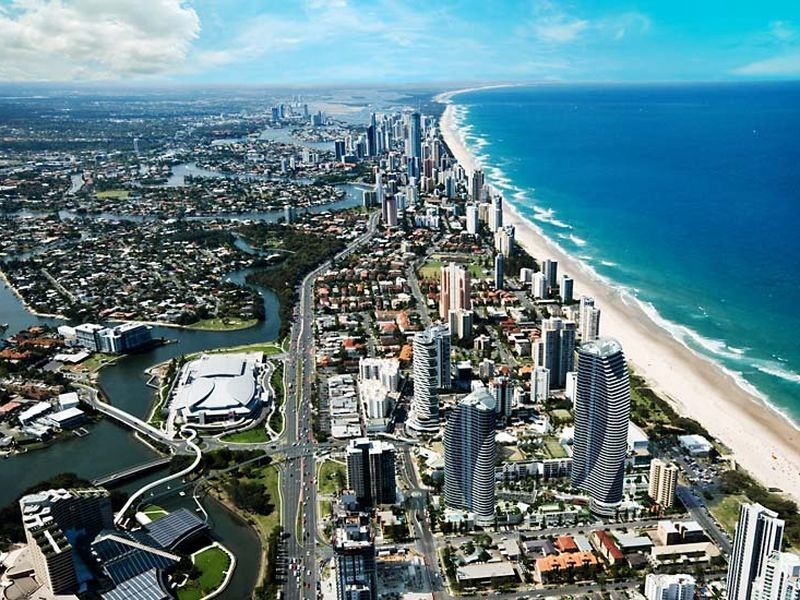 19 Elizabeth Avenue, Broadbeach QLD 4218