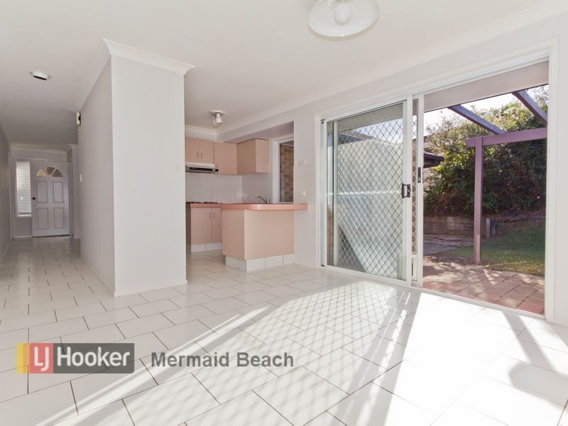 6 Carnoustie Court, Robina QLD 4226