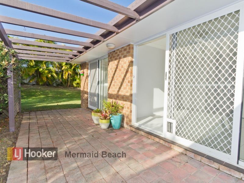 6 Carnoustie Court, Robina QLD 4226