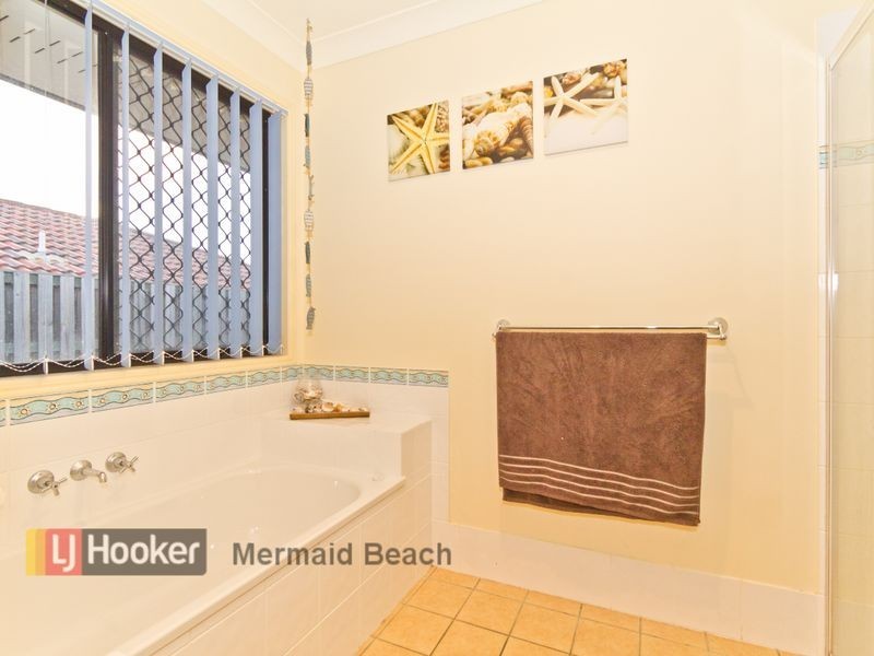 24 Mountain Ash Circuit, Robina QLD 4226