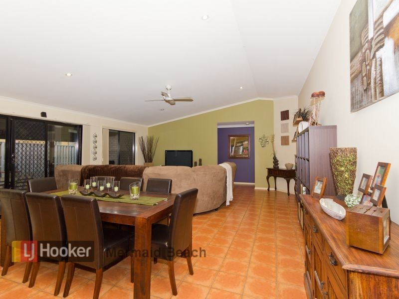 24 Mountain Ash Circuit, Robina QLD 4226