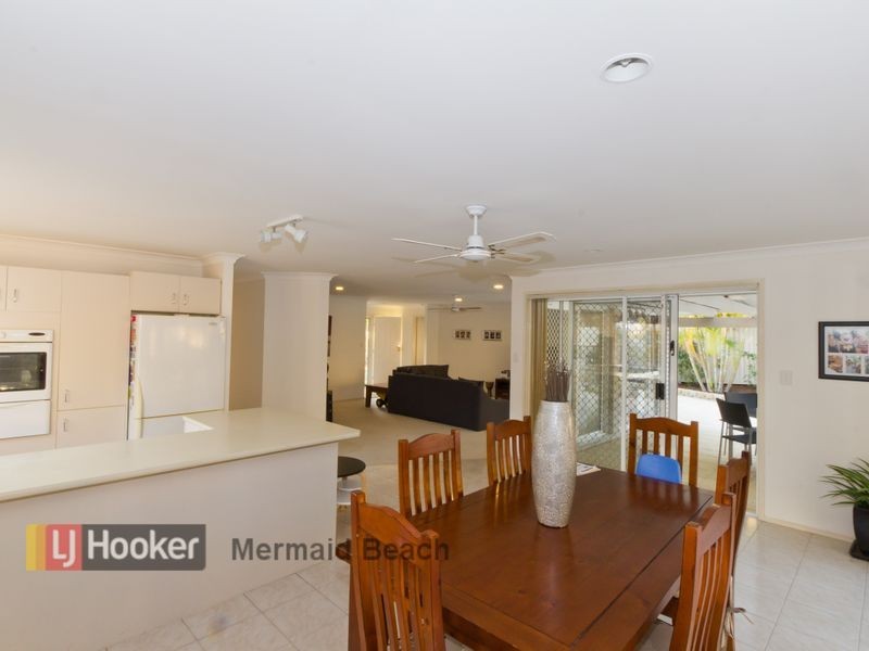 84 Thorngate Drive, Robina QLD 4226