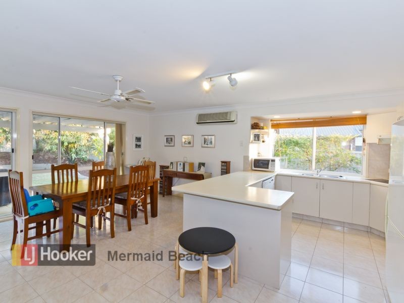 84 Thorngate Drive, Robina QLD 4226