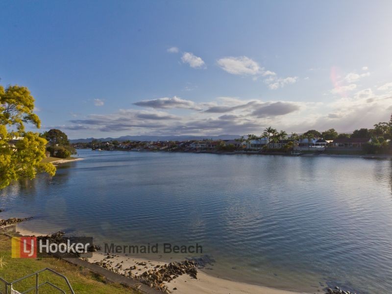 1/14 Aquila Court, Mermaid Waters QLD 4218