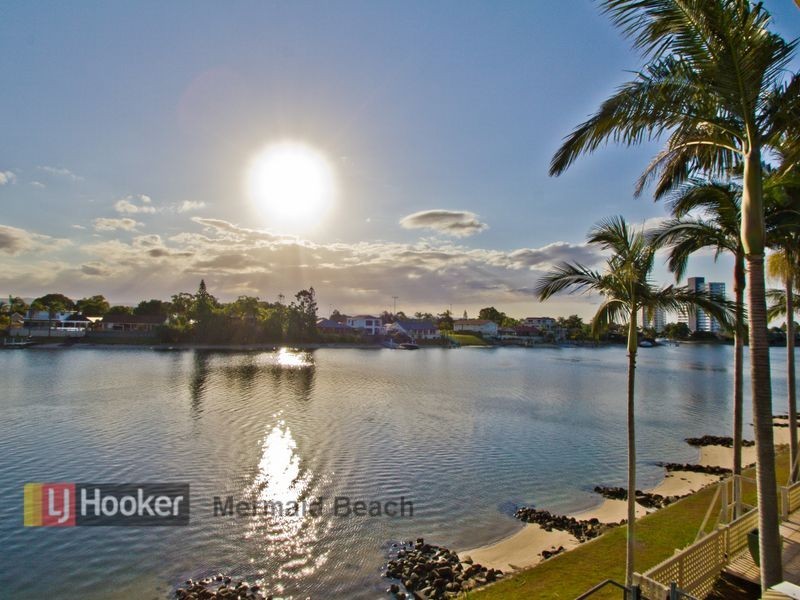 1/14 Aquila Court, Mermaid Waters QLD 4218