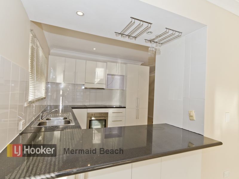 1/14 Aquila Court, Mermaid Waters QLD 4218