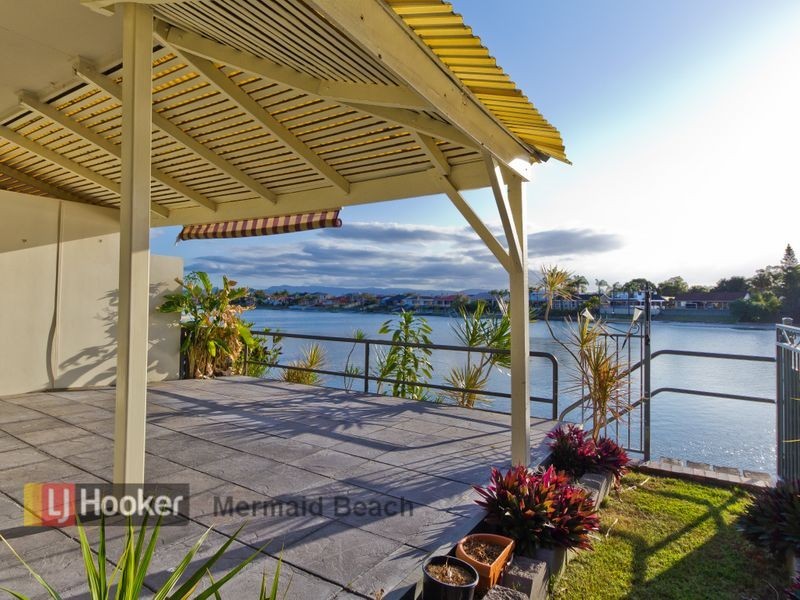 1/14 Aquila Court, Mermaid Waters QLD 4218