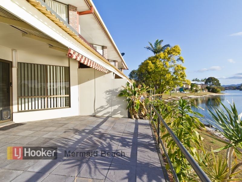 1/14 Aquila Court, Mermaid Waters QLD 4218