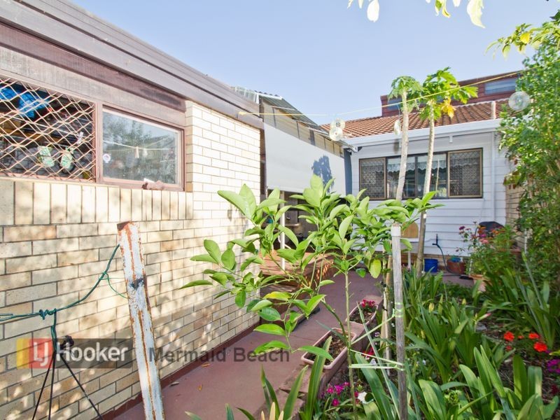 4/60 Karbunya Street, Mermaid Waters QLD 4218