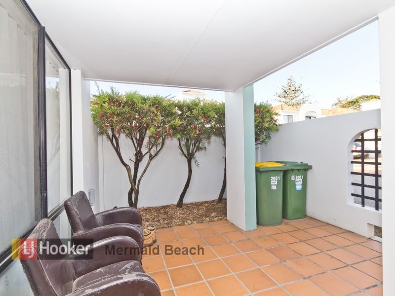 2001/2214 Gold Coast Highway, Mermaid Waters QLD 4218